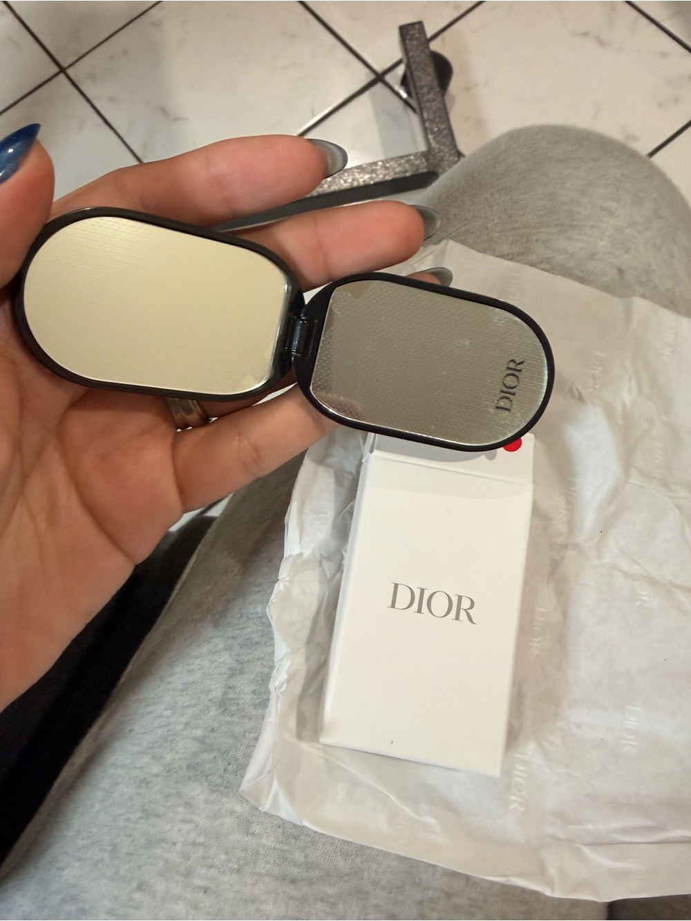 100% authentic.Compact Mirror in Black and Silver, with adhesive 3M.